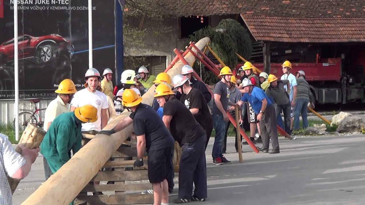 ROČNA POSTAVITEV MLAJA MENGEŠ, 26 4. 2013