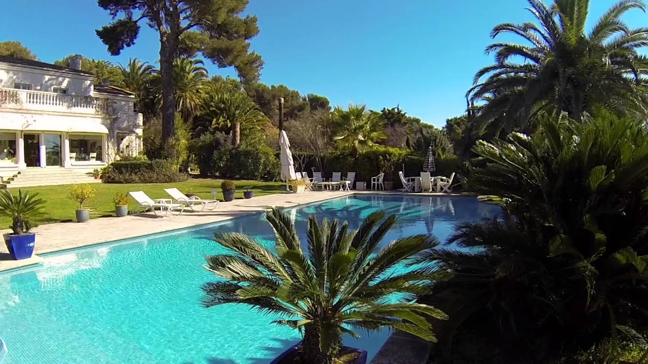 Waterfront property on the French Riviera