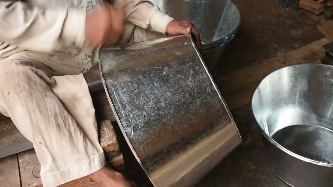 How to Convert Galvanized Metal Sheet Into A Water Bucket