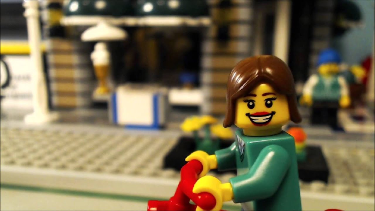 Bicycle Race legomation tribute to Queen by Witchkraft