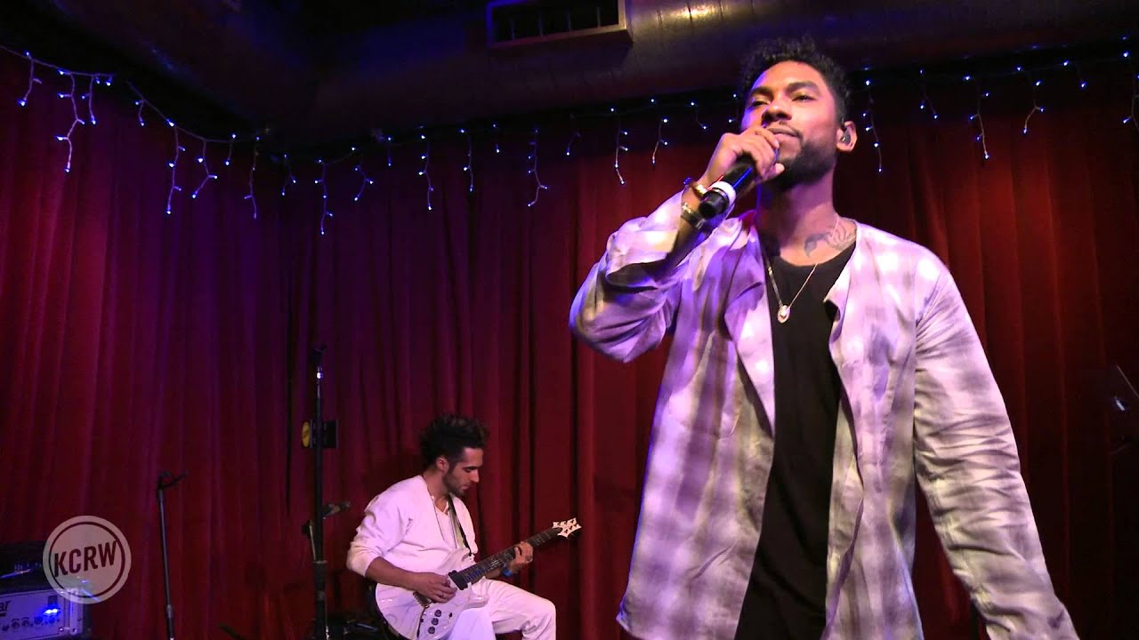 Miguel performing 