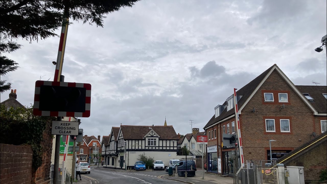 Datchet (Station) Level Crossing (Berkshire)