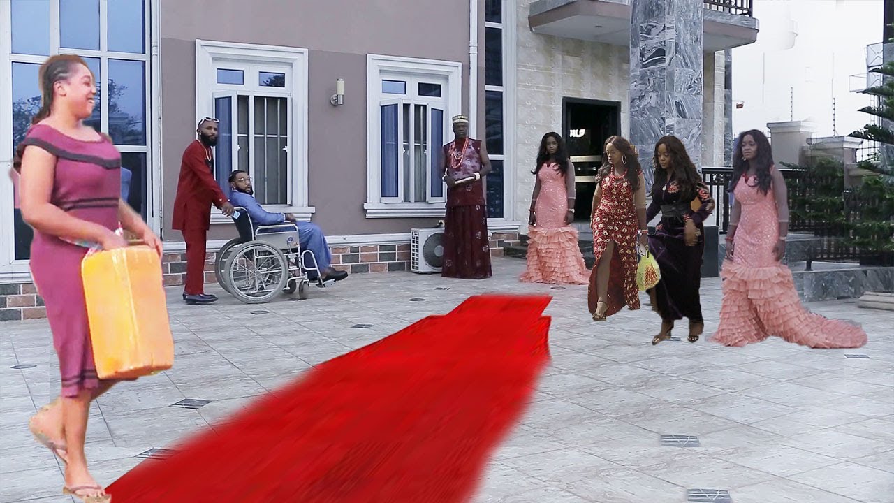 She Ws Passing D Palace To D Stream D DAY Prince Came 2 Choose A Maiden Bride Whn He Saw & Chose Her