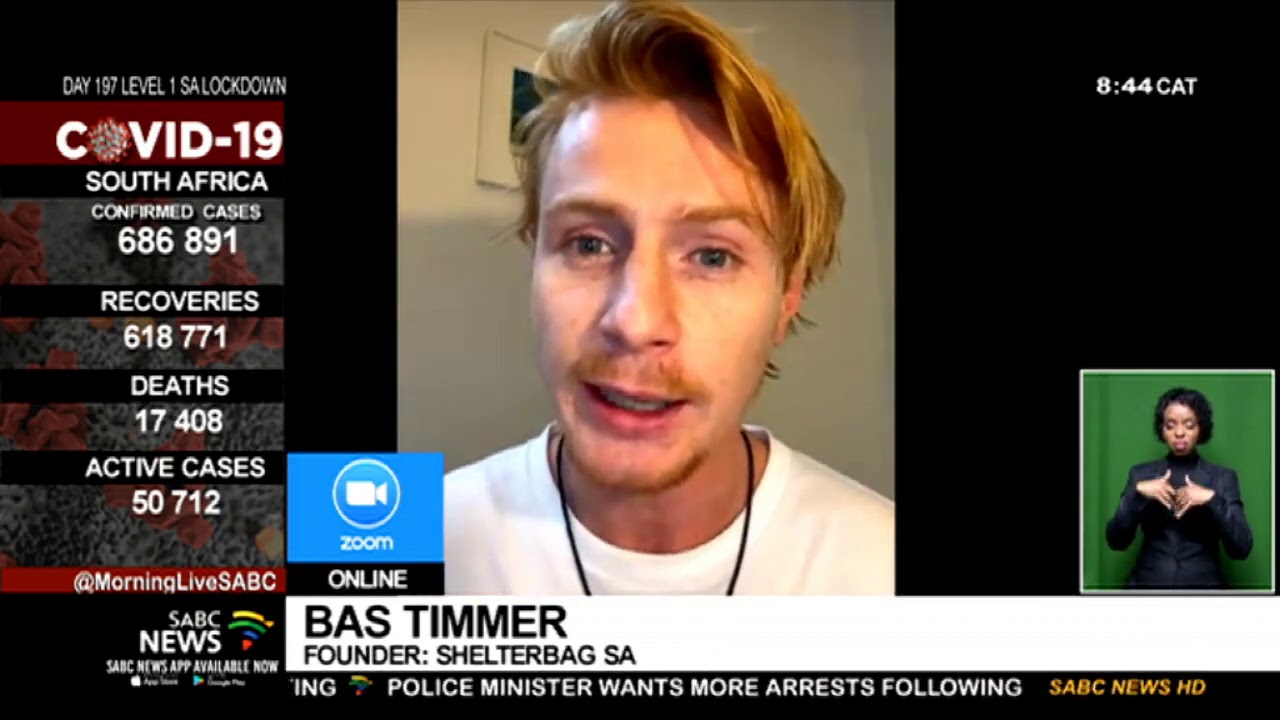 Homelessness | Young fashion designer creates portable shelters: Bas Timmer