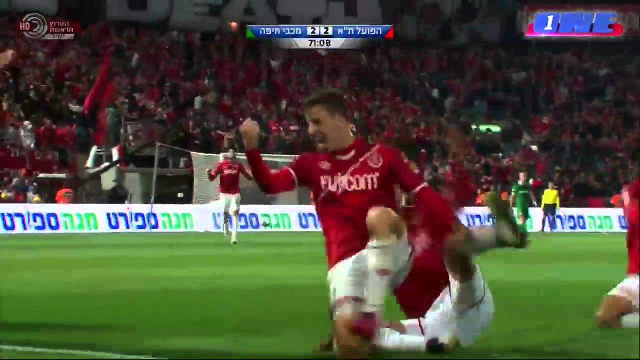 Ben Reichert with a goal you won't see every day