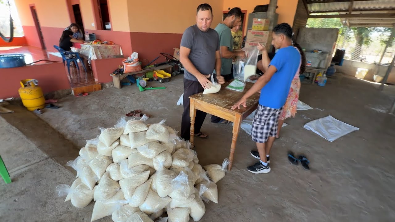 🤣 no te pierdas la diversión y el relajo embolsando los viveres 