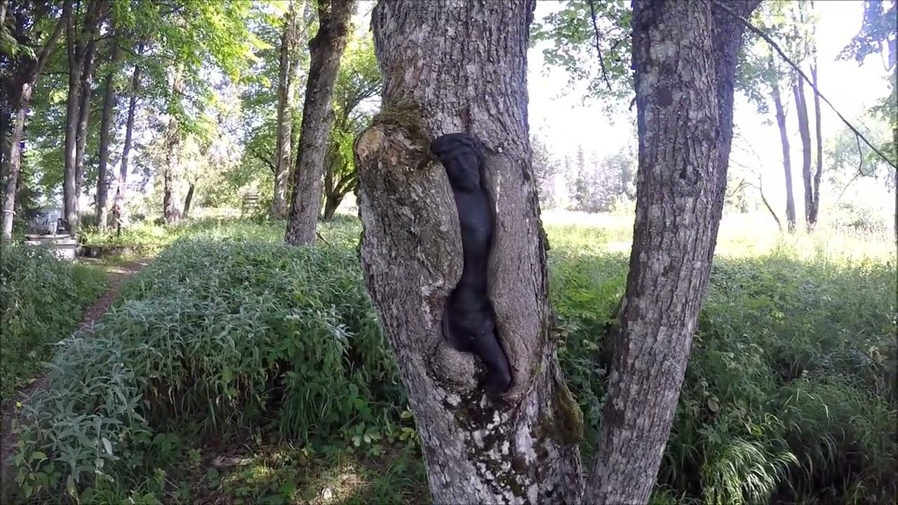 Bieszczady. Cmentarz w Łupkowie.