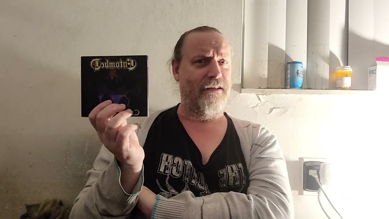 Music Pickups Ep 37: Christmas gifts and music pickups with a few metal albums and other oddities