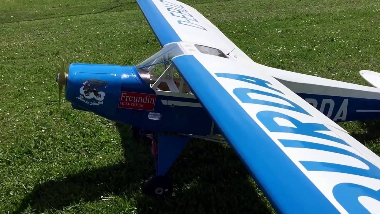 Piper PA 18 4 m mit DLE 222 4 Zylinder Boxer Motor