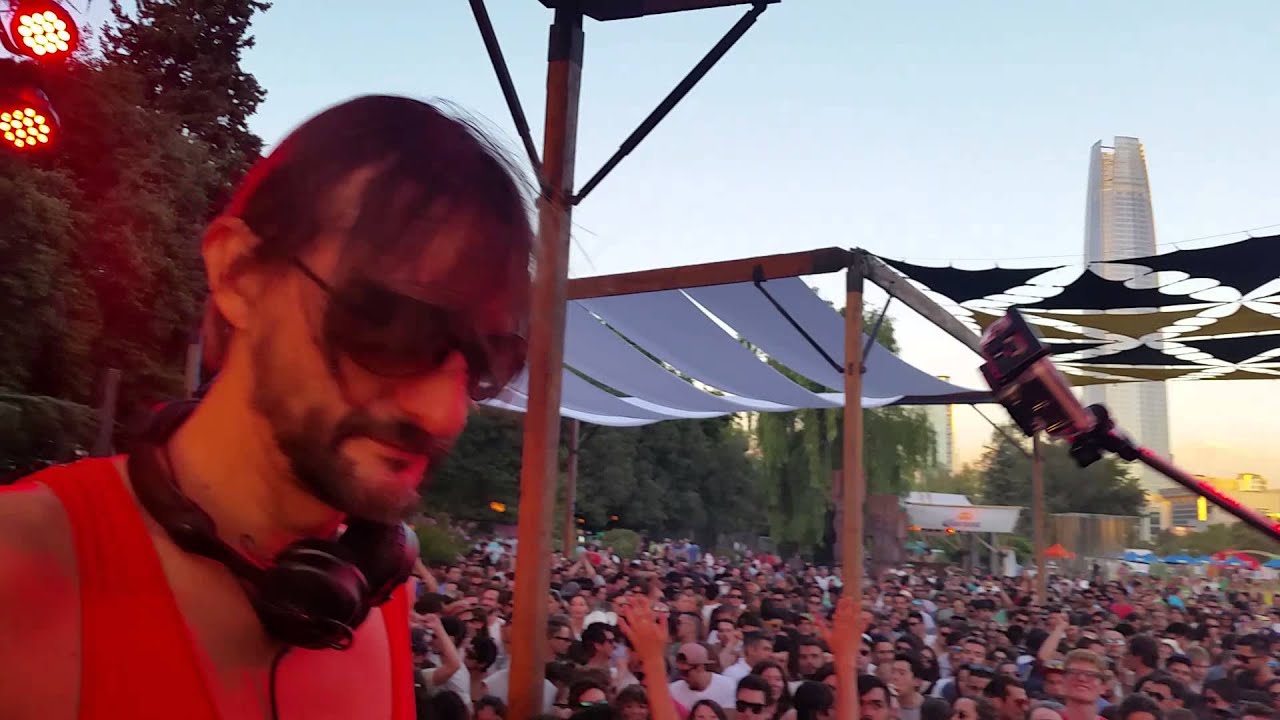 Ricardo Villalobos Sundeck,  Santiago Chile