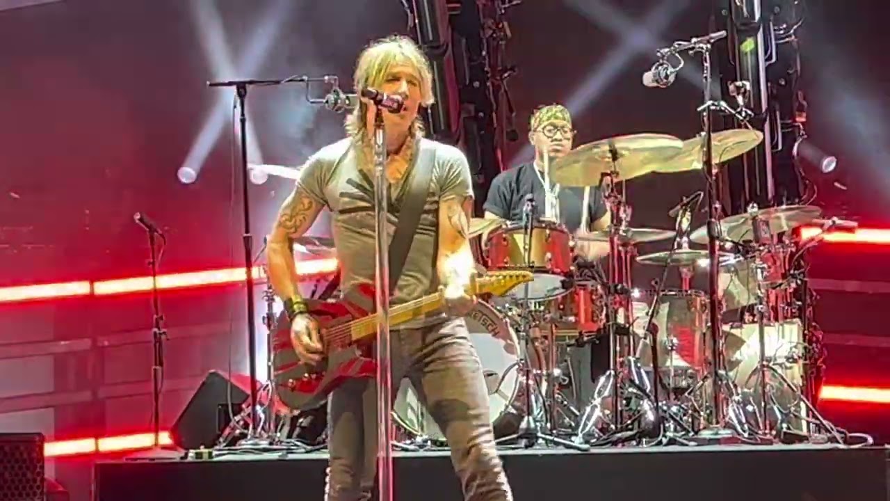 Keith Urban “Wild Hearts” Live at iThink Financial Amphitheatre