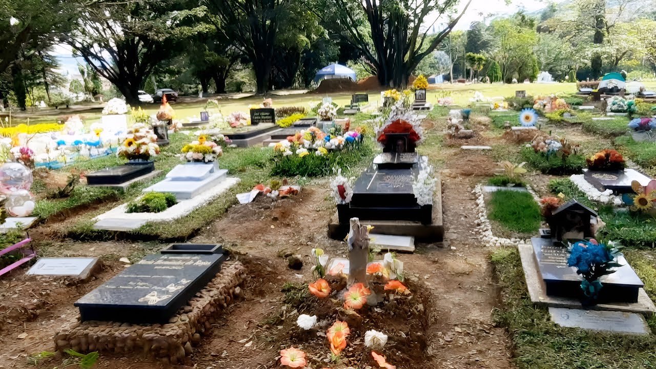 🇨🇴CAMINANDO EN ESTE CEMENTERIO de  medellin Colombia.