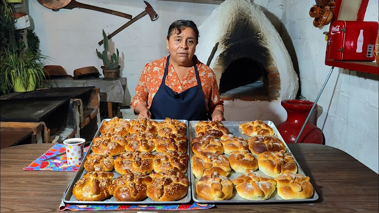 un delicioso Pan de Muerto tradicional en horno de leña 🍞✨ | Receta paso a paso”