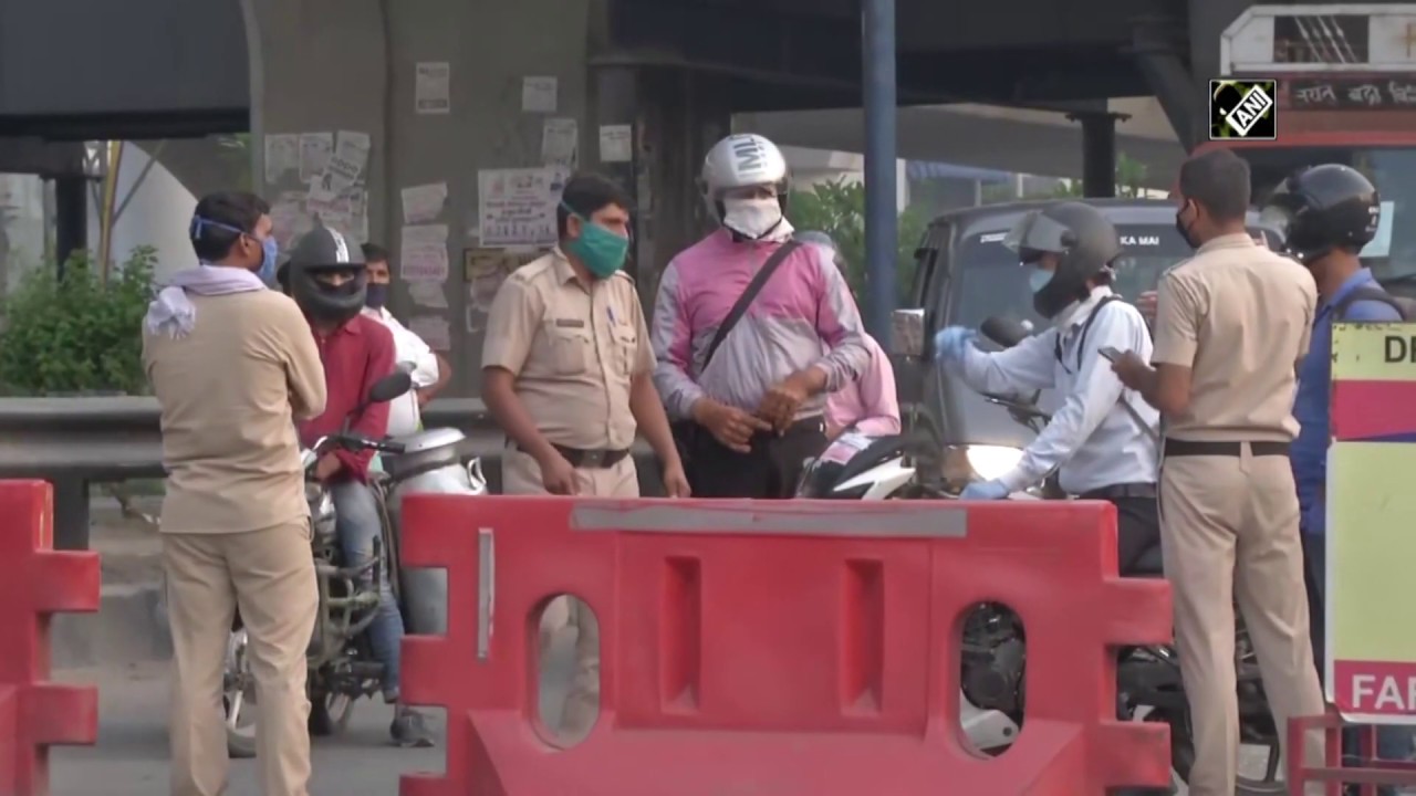Strict checking in place at Delhi's border areas amid COVID-19 lockdown