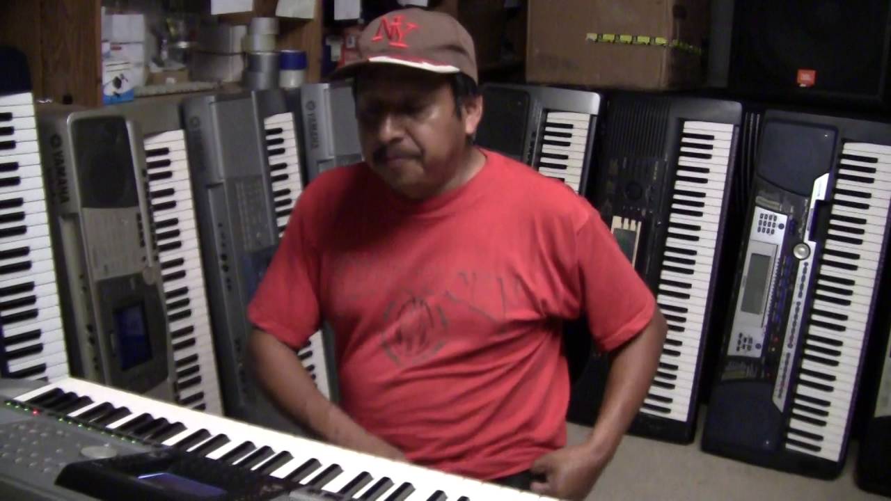 teclado yamaha psr 3000 con  ritmos latinos a la venta   843 367 1794