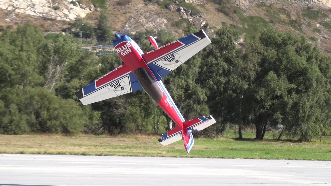 DA200 PERFECT RC Aerobatics performance by Christoph Full HD