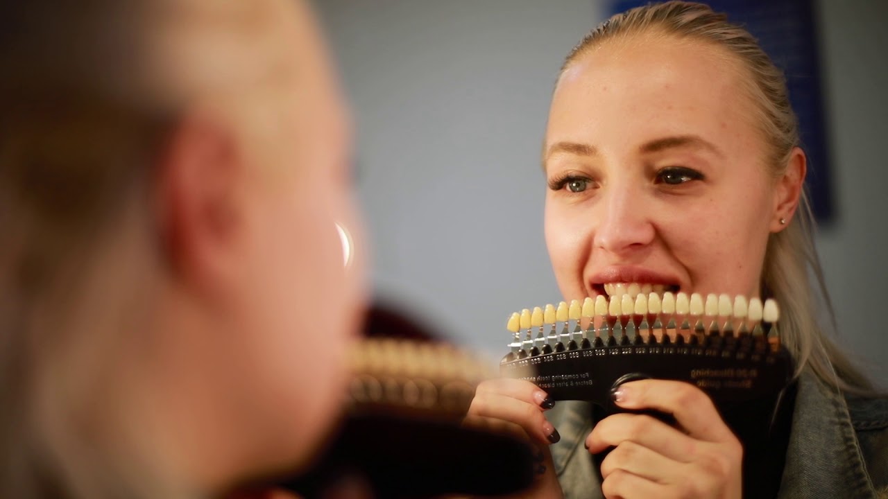 Процесс отбеливания зубов White&Smile Кострома