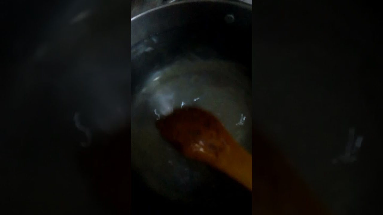 العصيدة او تاگلا بالدشيشة المتوسطة رائعة لذيدة ، لا تنسوا الإشتراك تسناو الفيديو الجديد