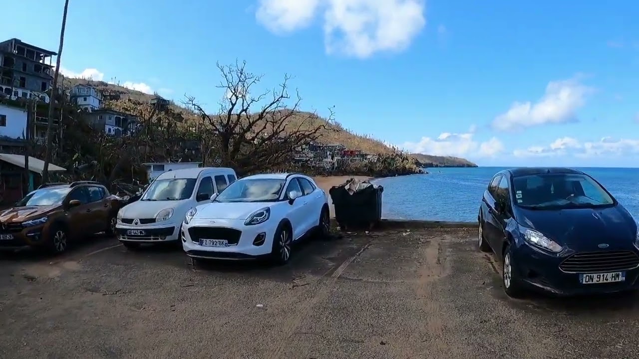 Mayotte le passage du Cyclone chido à Mtsangadoua