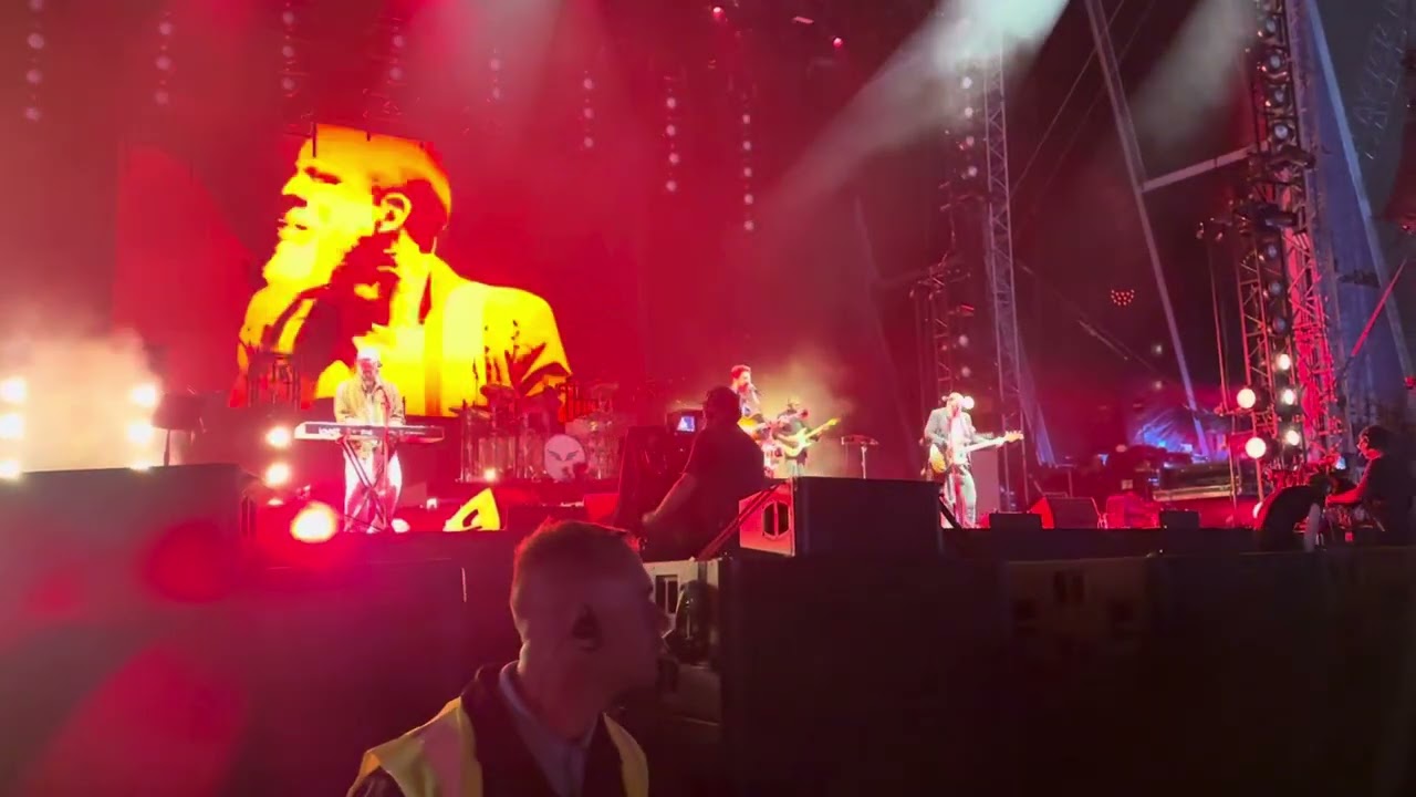 27|8|23 - Below My Feet - Mumford and Sons - Victorious Festival 2023 - Portsmouth