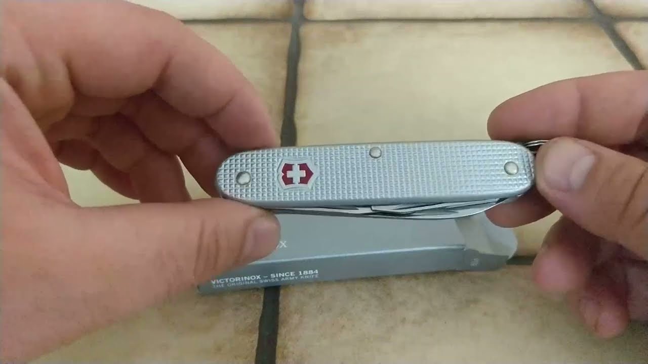 SAK - Victorinox Pioneer