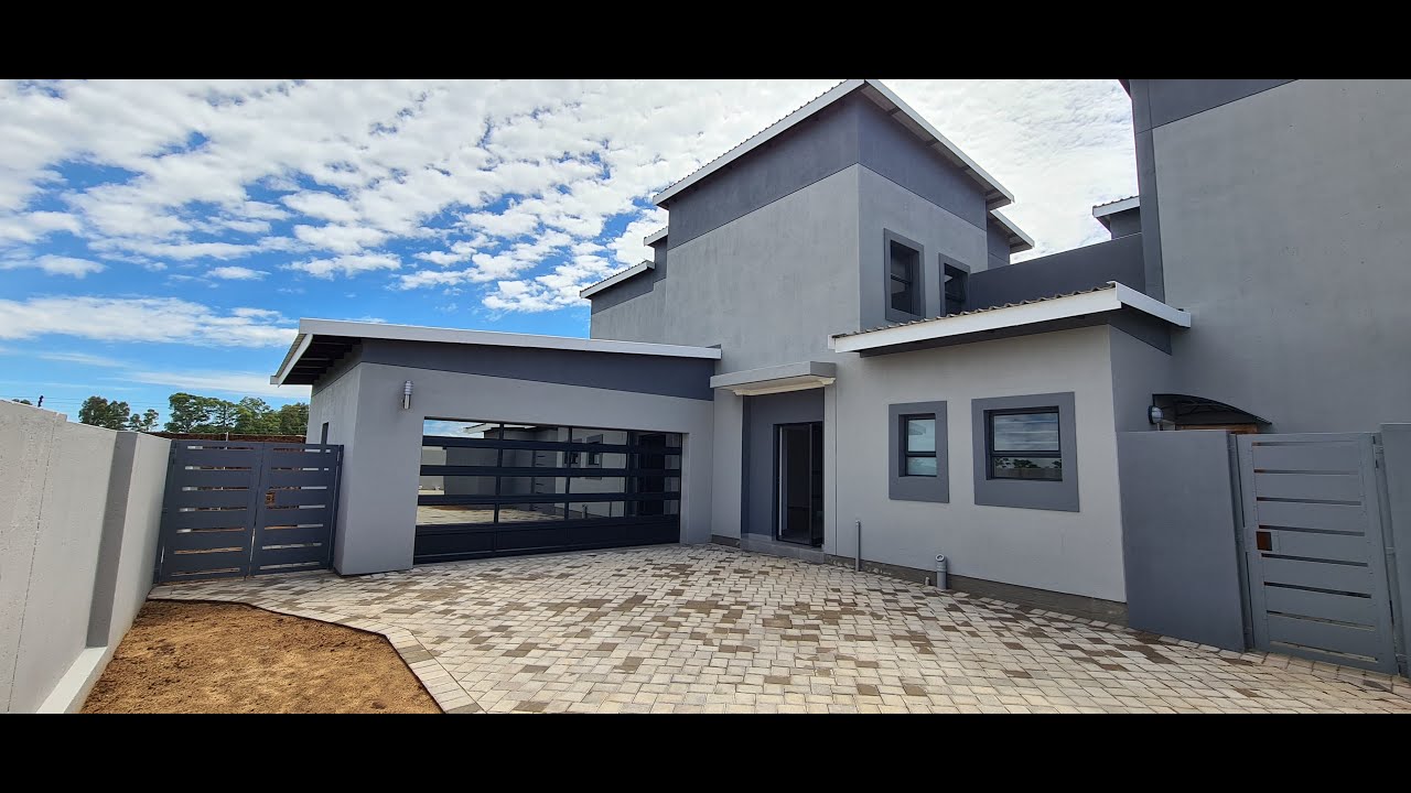 4 Bedroom House Zambezi Manor (UB)