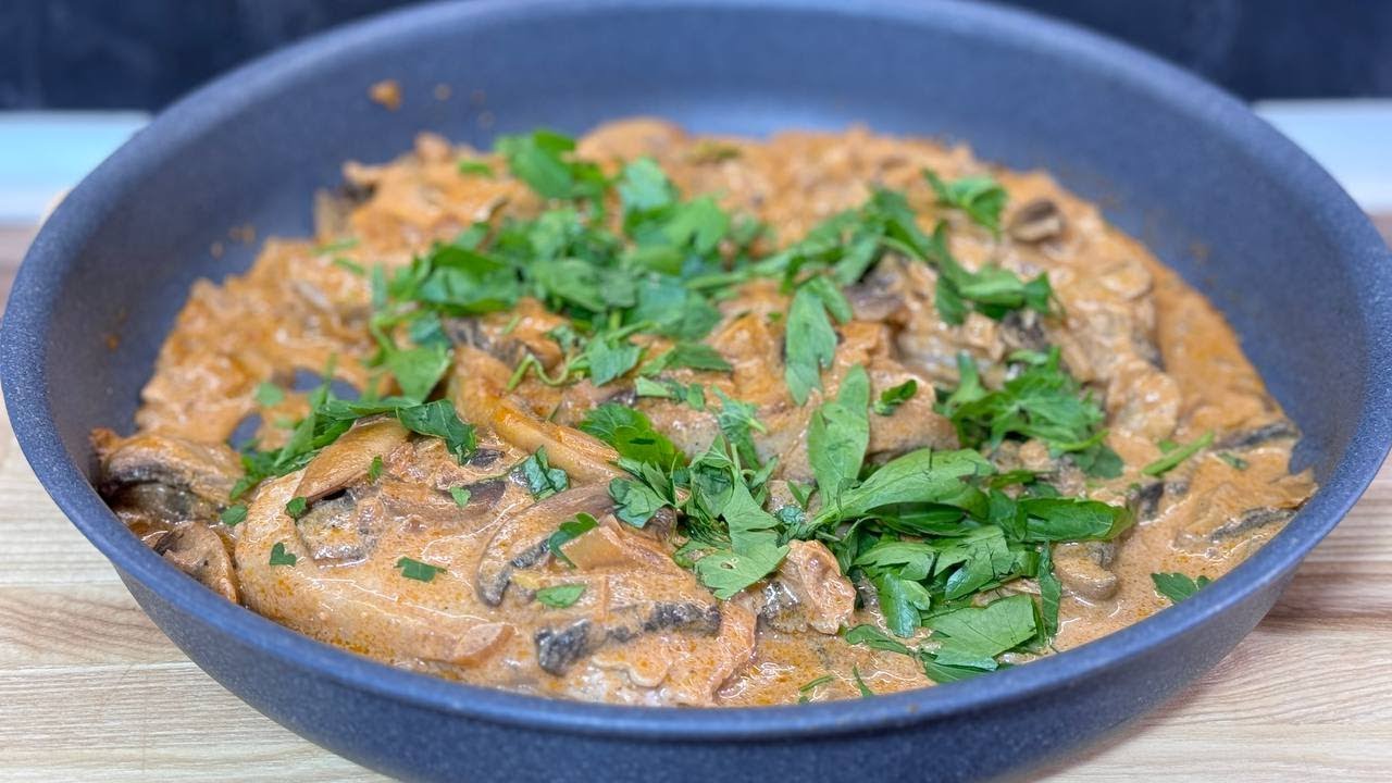 Любимый бабушкин рецепт вкусного мяса! Мясо в сливочном соусе! Простой рецепт!
