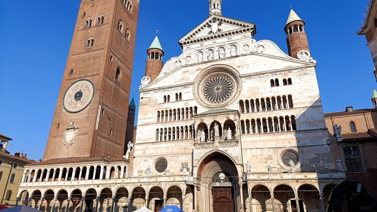 Кремона (Італія)                                            Cremona (Italia)
