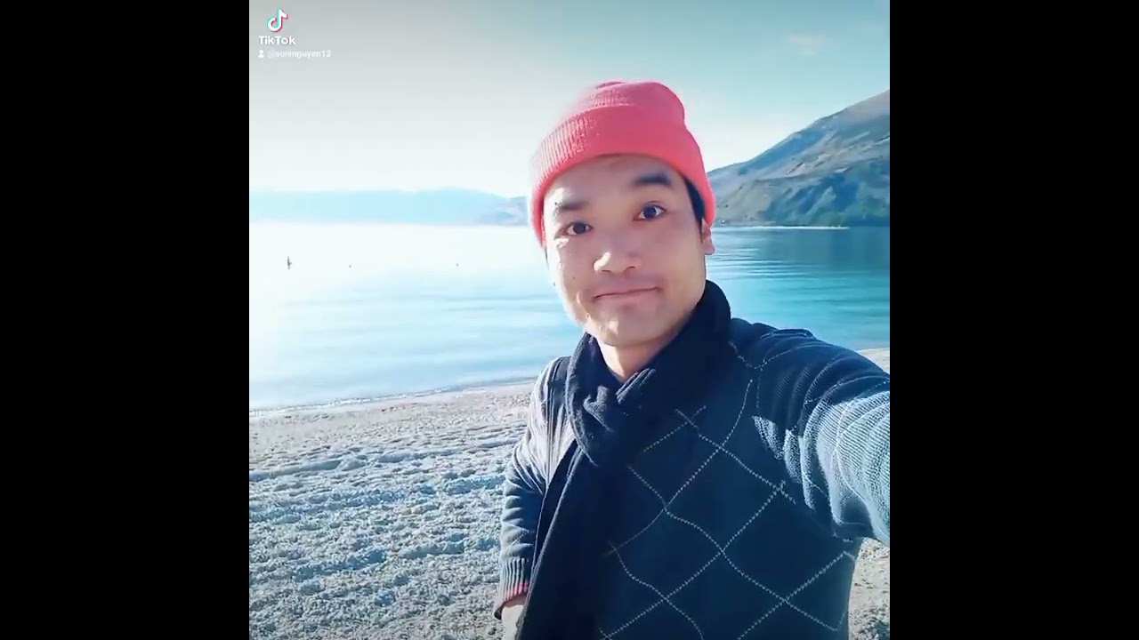 Stuffed #roastedchicken @ Lake Hawea #mealandview #dulichnewzealand #lakehawea