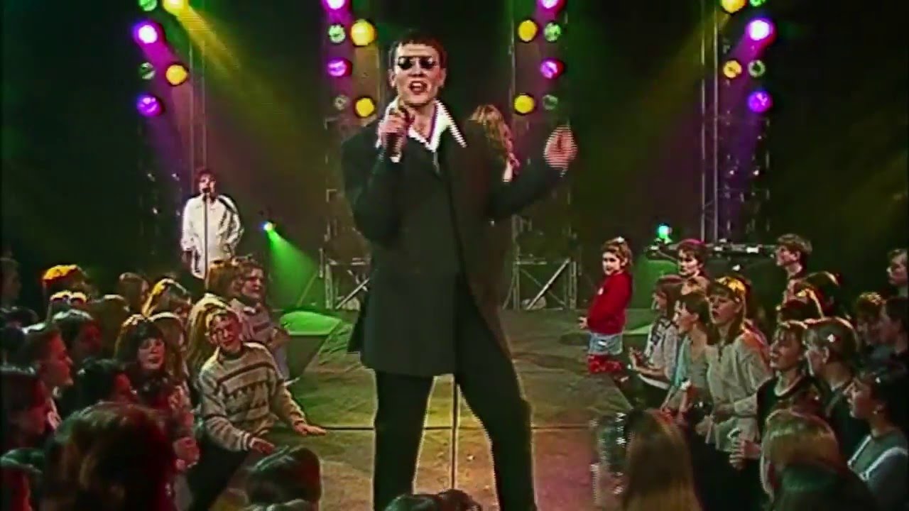 Tomas Augulis - Mano moteris (Woman version) / Muzikos ir madų &scaron;ou 1997