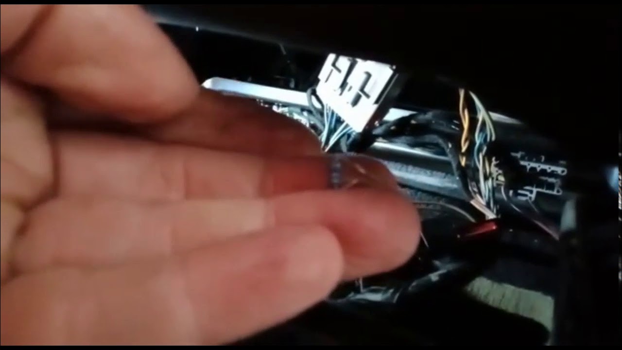 code defaut B0020-13 ou B0020-1a commande de deploiement d'airbag lateral gauche