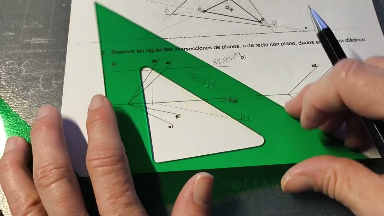 Intersecciones en diédrico. Casos particulares. Dibujo Técnico II. 