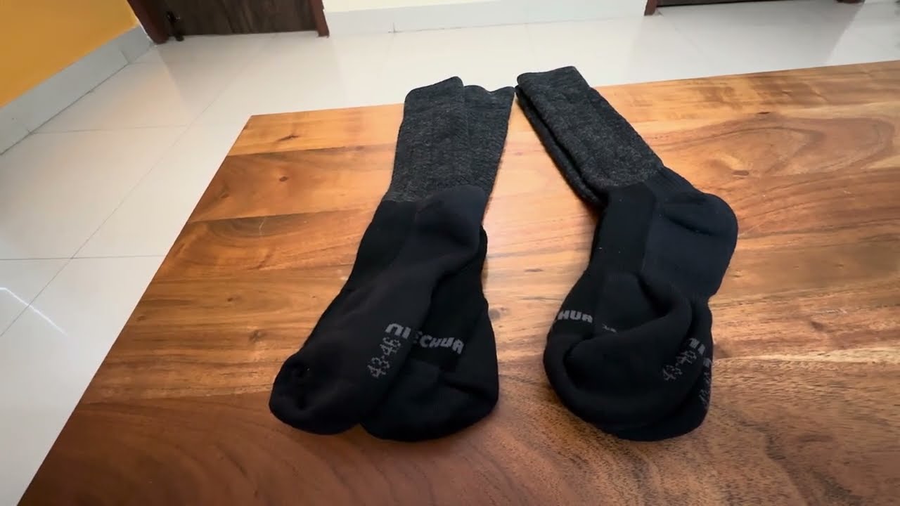 Warm hiking socks, SH500 Mid - Black | QUECHUA | Decathlon