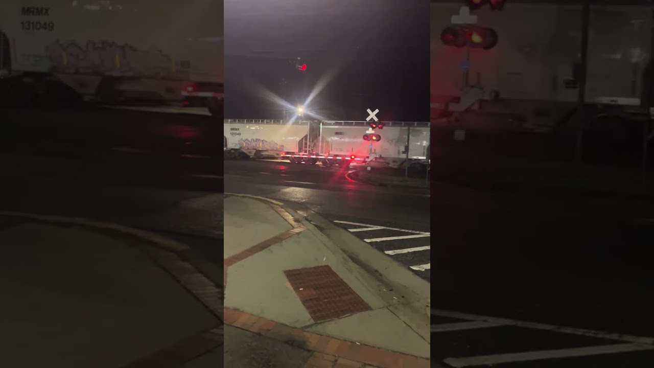 NS #6901 in Gordon episode 5… 58 cars on this train! 