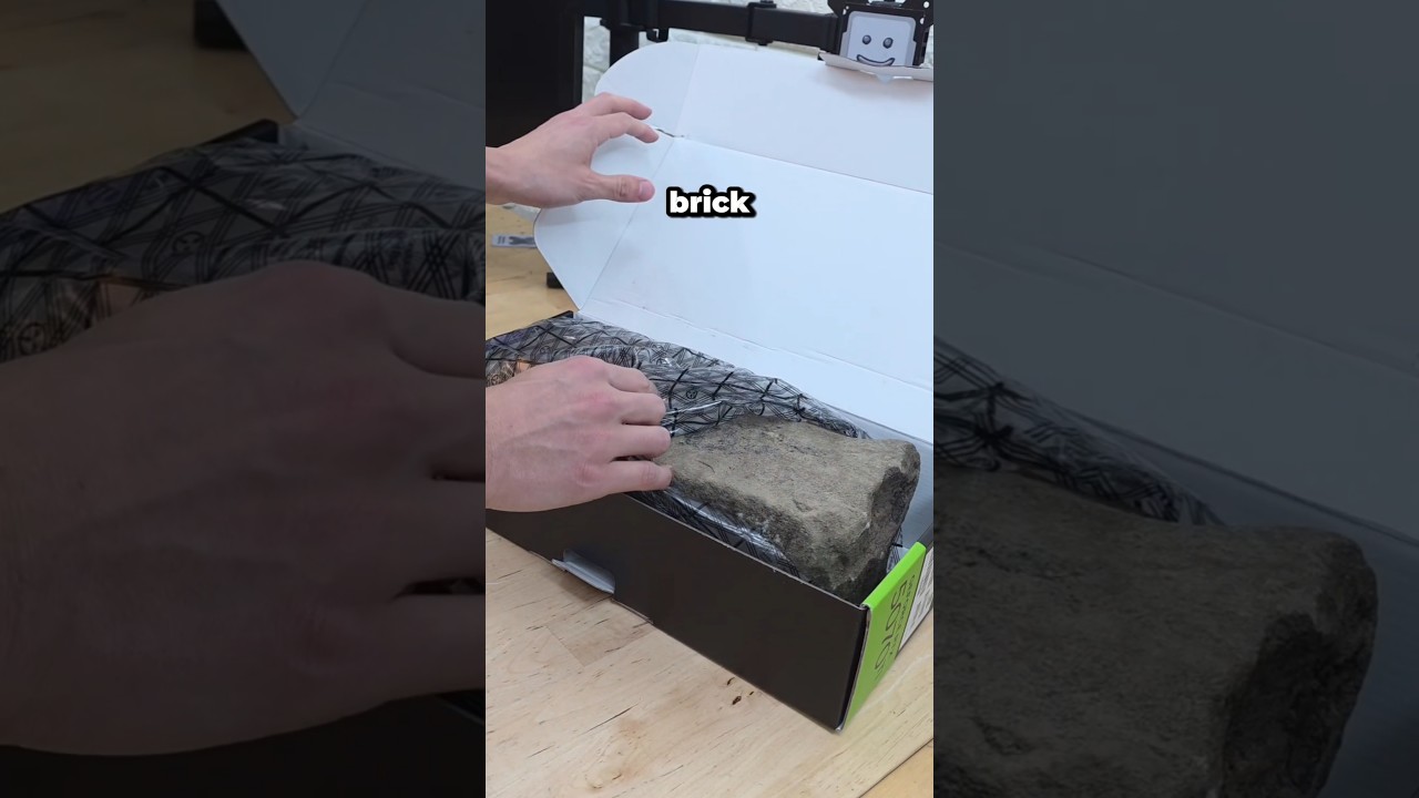 они прислали мне КИРПИЧ вместо видеокарты 😭