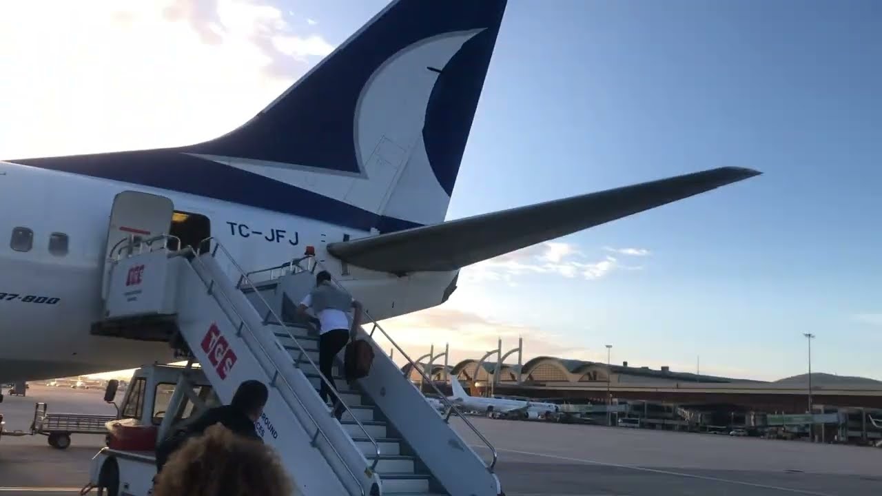 Anadolujet 737-800 ile İstanbul Sabiha Gökçenden Ankaraya uçuş