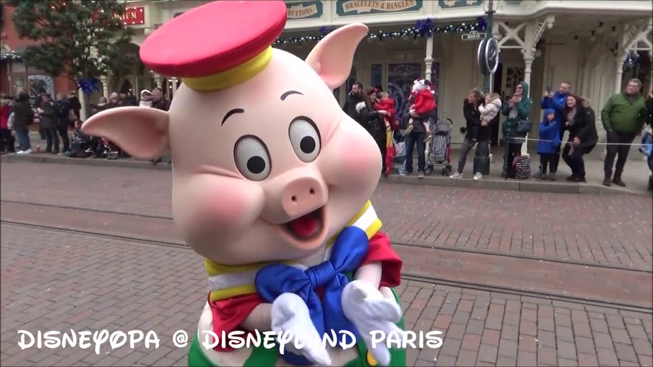 Disneyland Paris Christmas Parade 2017 DisneyOpa