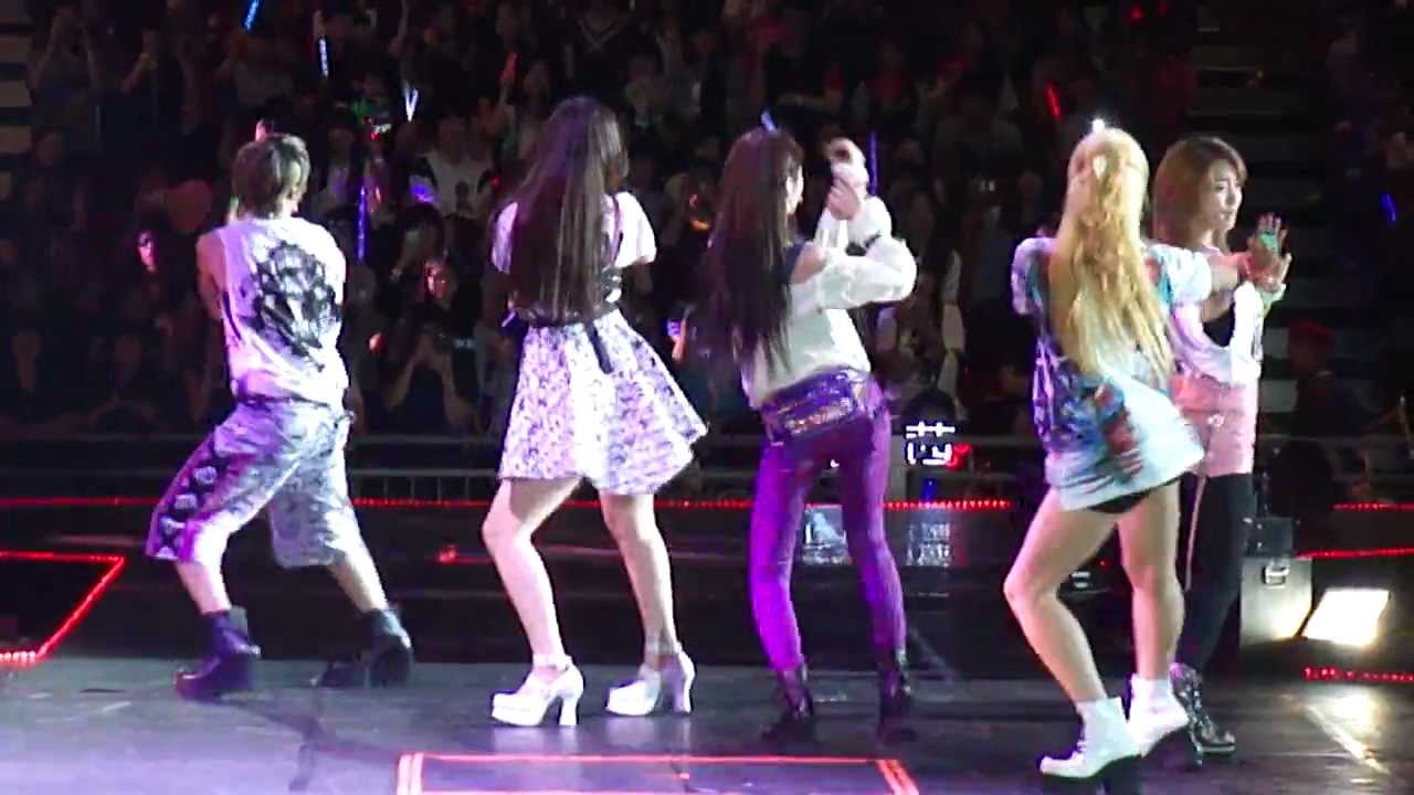 120623 Music Bank in HK FX - Electric Shock