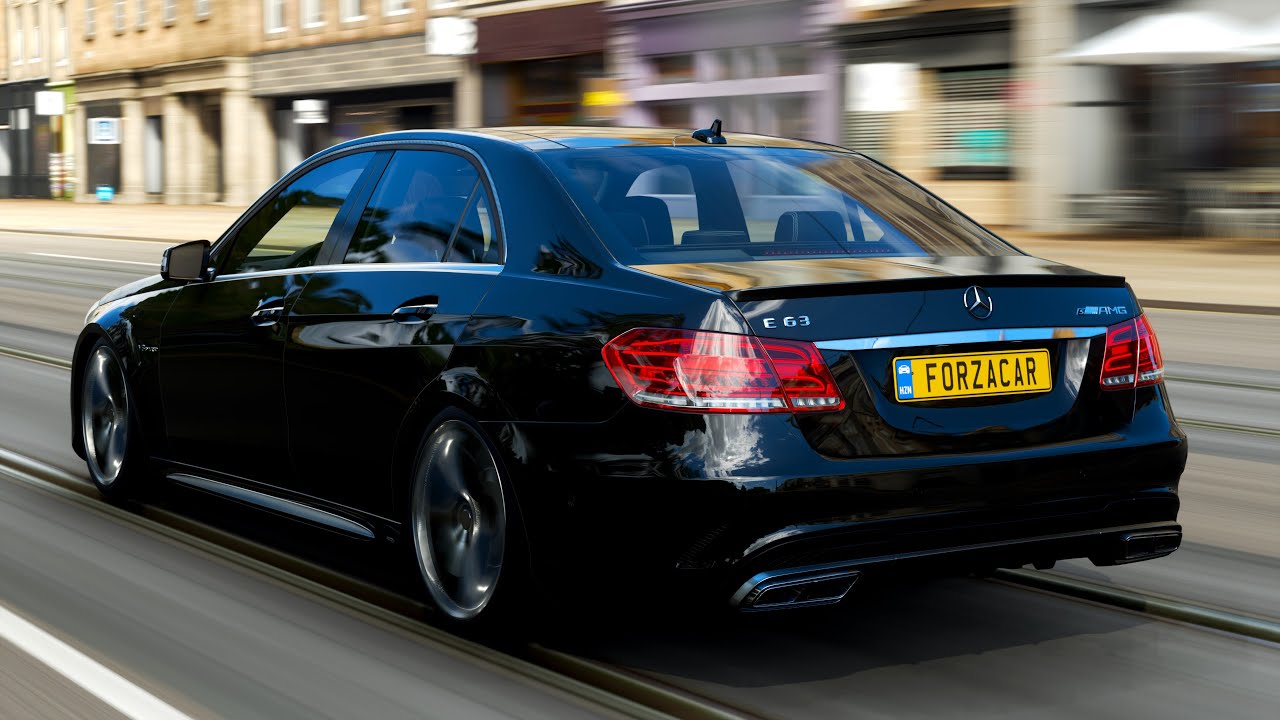 Mercedes E63 - Forza Horizon 4