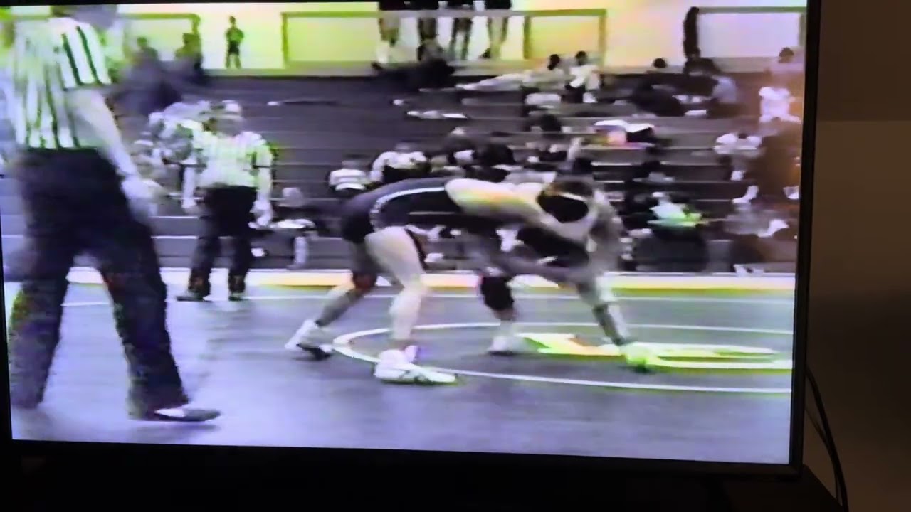 Tom Pennington(East Hall vs Chris Keen(Jefferson) 1986. Wrestling King of Mountain Finals.  138lbs. 