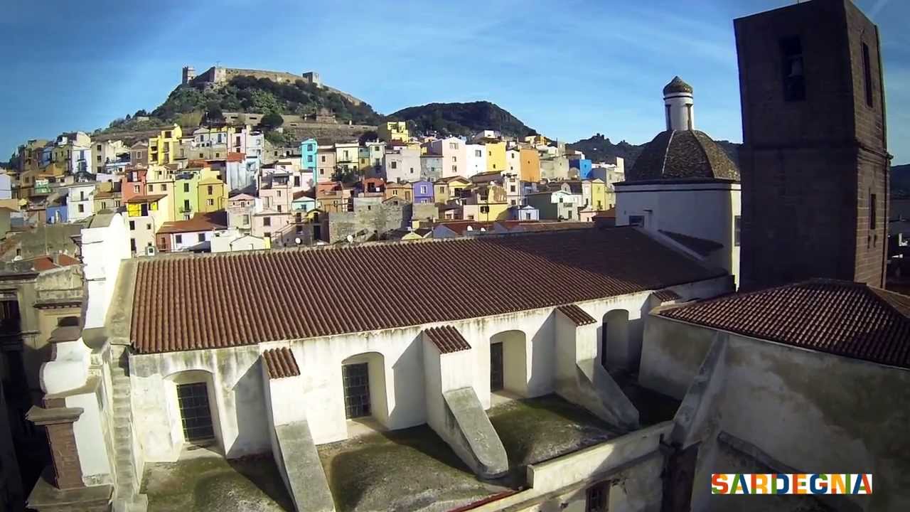 Il borgo antico di Bosa (OR)