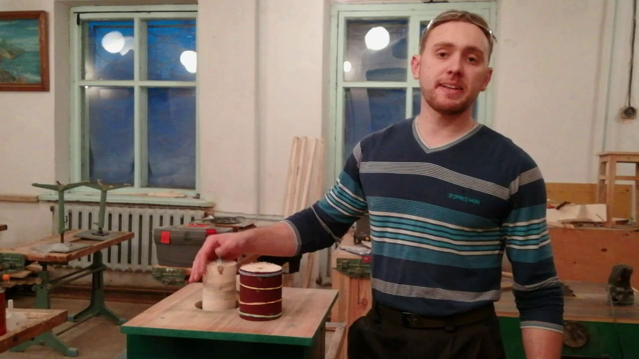 Барабанно шлифовальный станок вертикального типа.