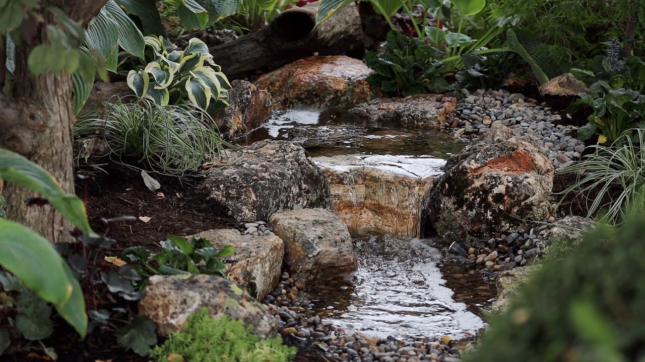 Installing an Amazing Water Feature in the Garden 💦🙌😍