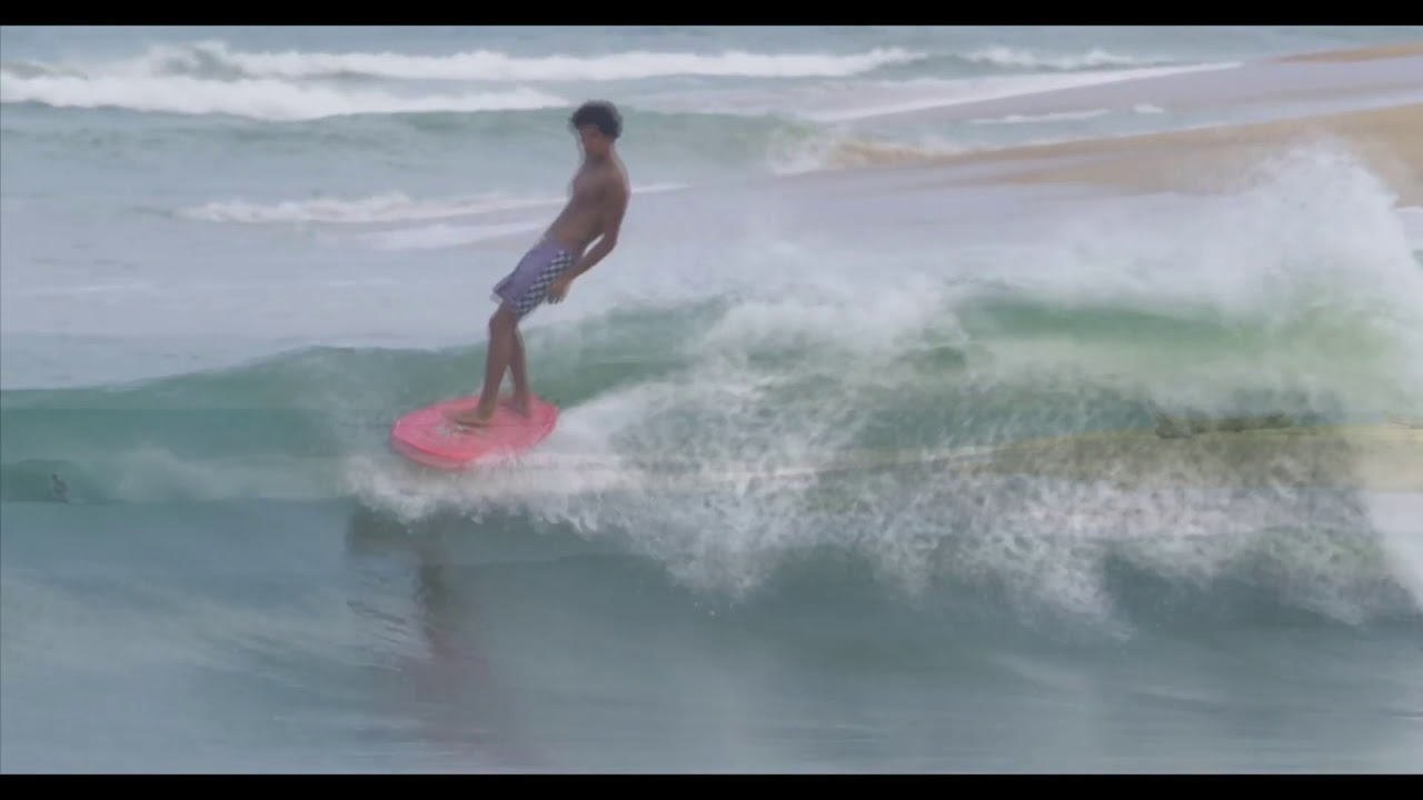 Mikey February e sua Twin Fin Mark Richard 5'8
