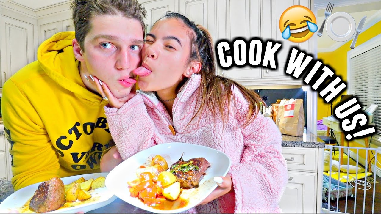 COOKING WITH MATT & ADELAINE!🥔🍽️ We should not be allowed in the kitchen