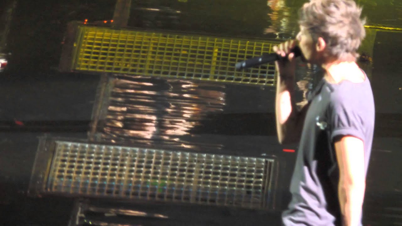 one direction- Best Song Ever staples center 8/9/13