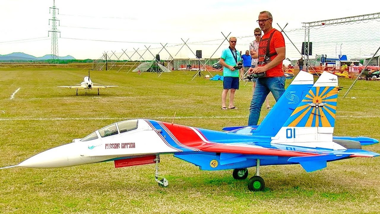 FASCINATING !!! SUPER BIG RC SU-27 FLANKER SCALE MODEL TURBINE JET FLIGHT DEMONSTRATION