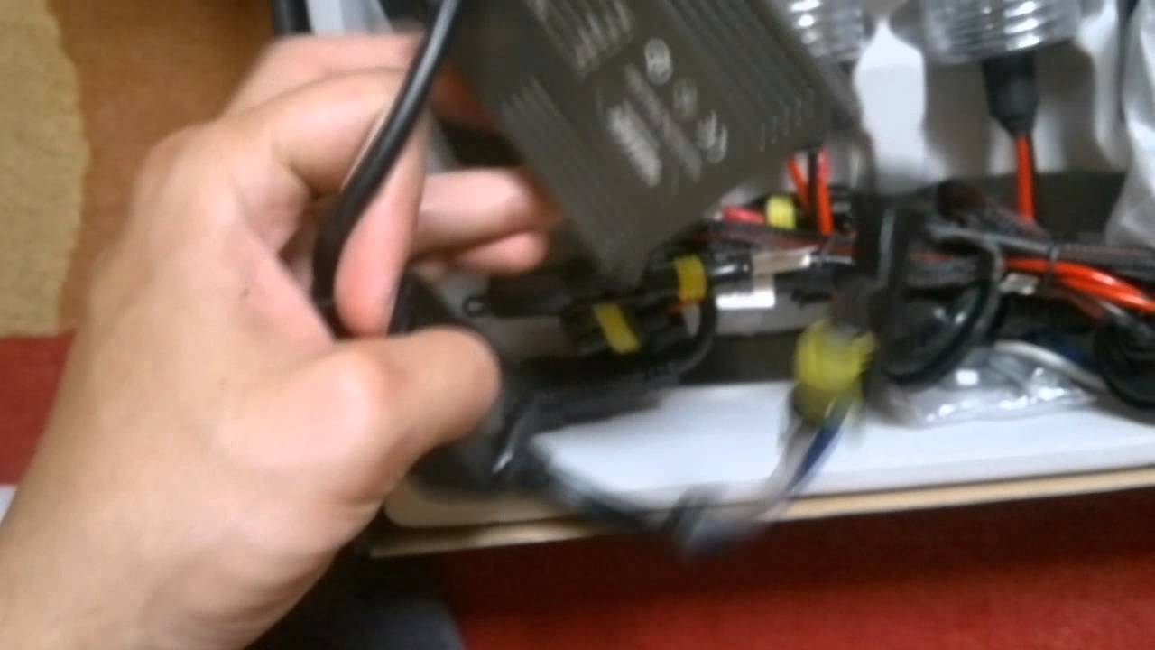 Unboxing XENON HID KIT H7R VERTEX CANBUS S1068 5000K