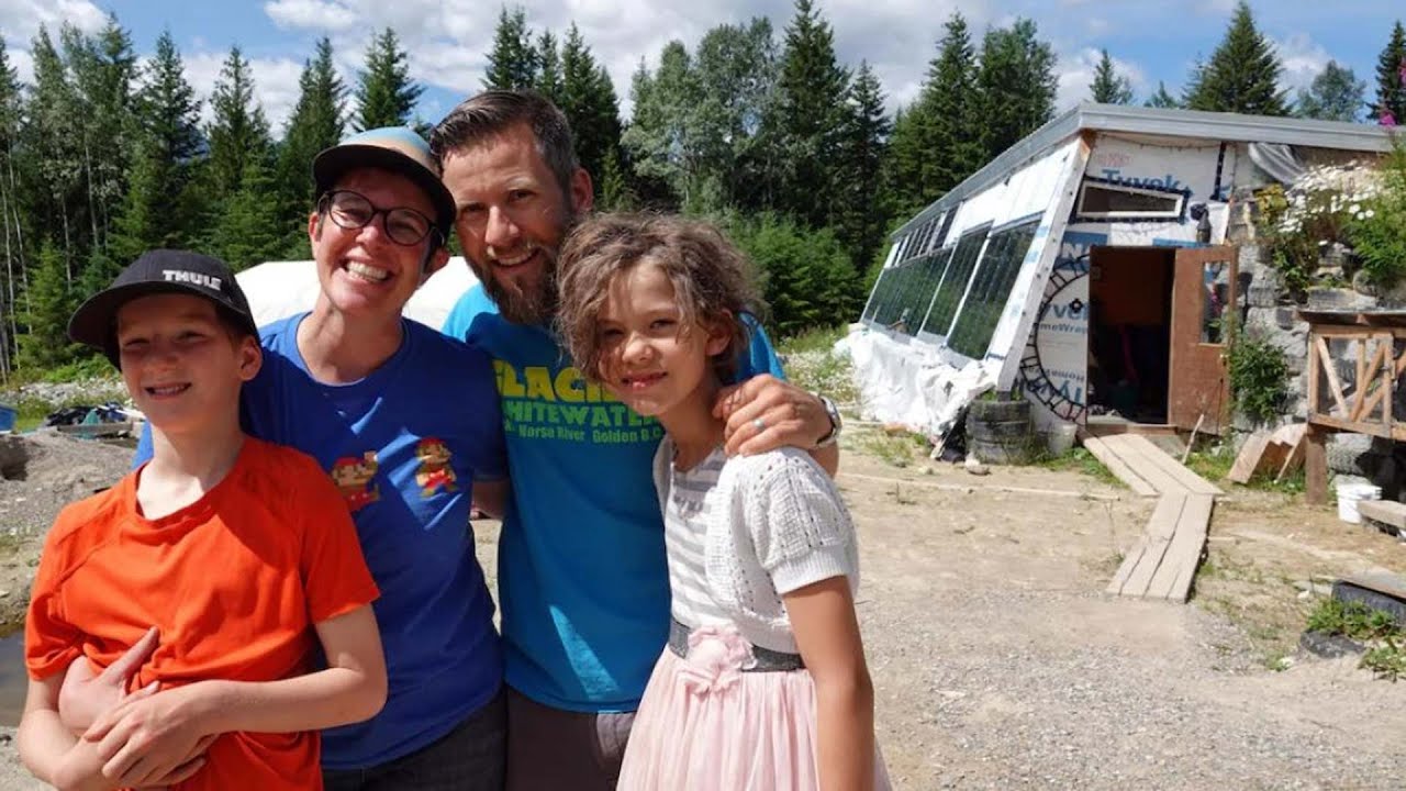Family moves into Earthship-inspired home near Golden, B.C.