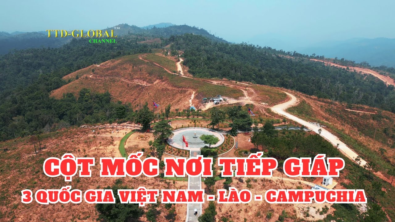 Tham quan cột mốc biên giới Việt Nam Lào Campuchia